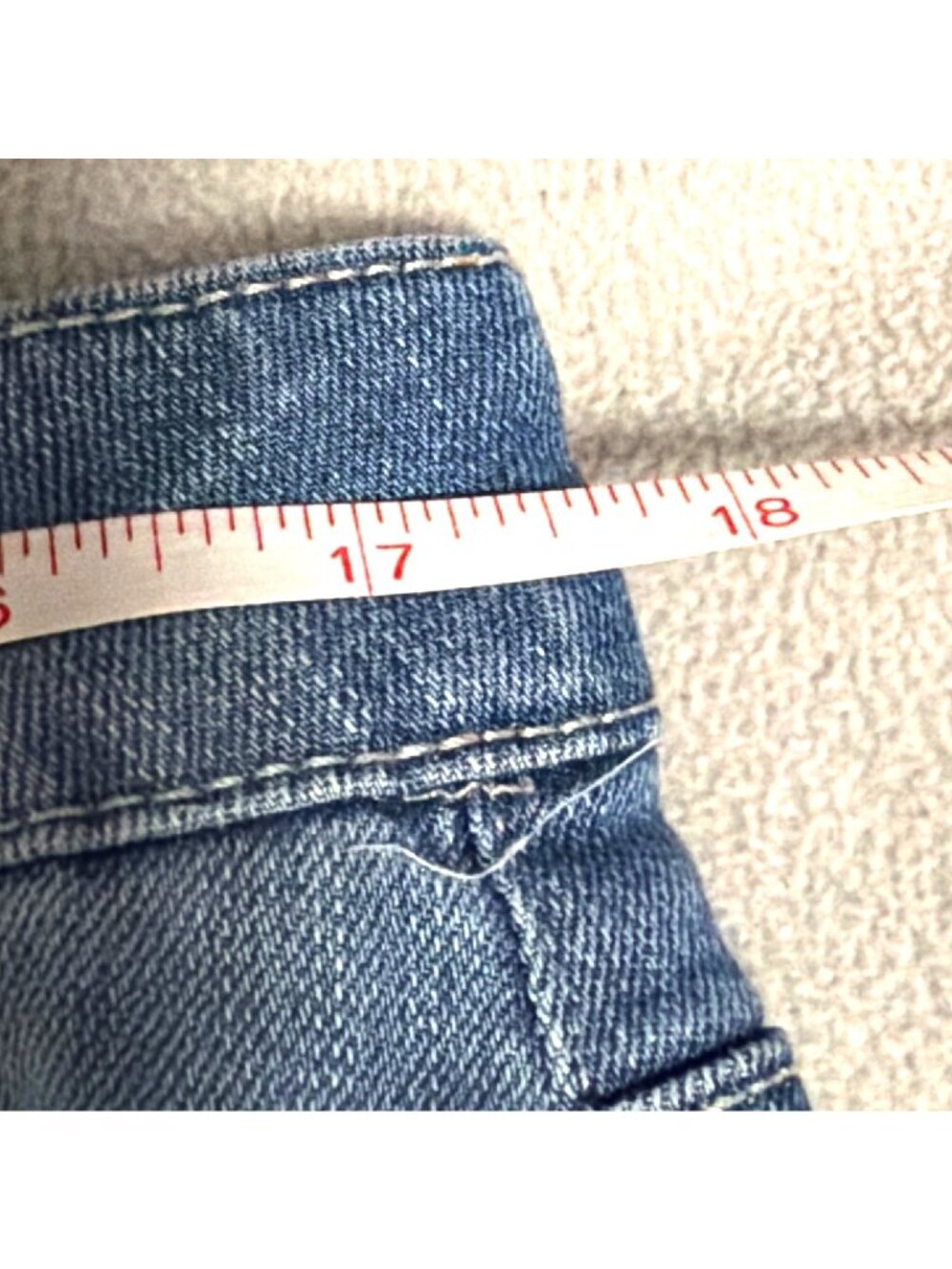 Denim Blue Distressed High-Waisted Shorts With Cuffed Hem Size 16 By D.Jeans - Picture 4 of 6